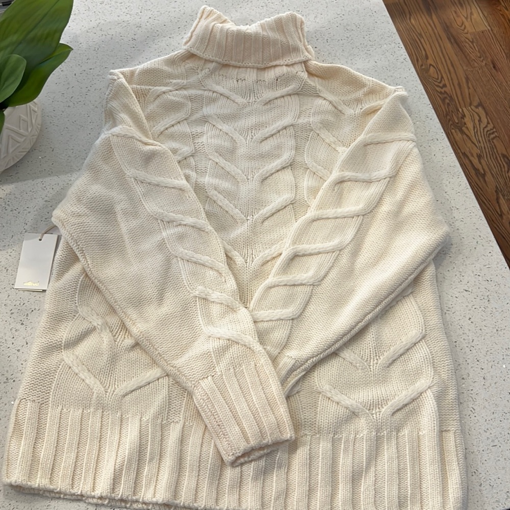 Wilfred Champeaux Sweater NWT